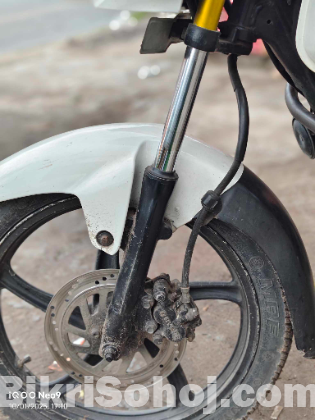 Suzuki GS150r